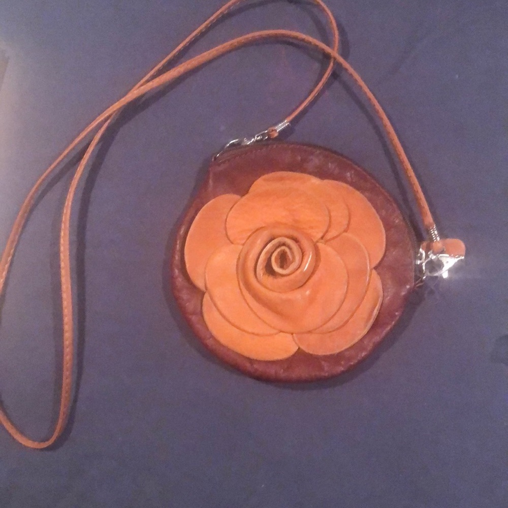 Circle purse